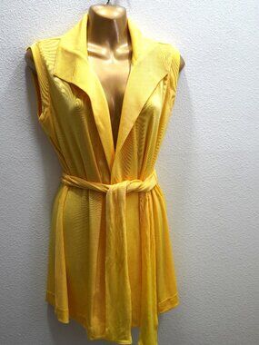 Chico's Travelers Kaylee vest size 1  NWT